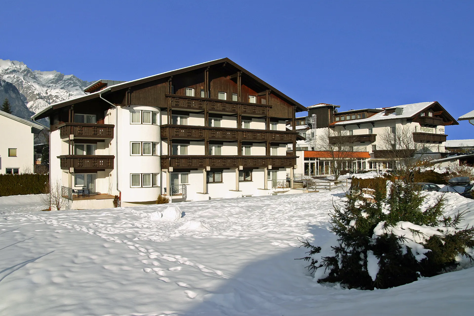 Hotel Edelweiss - Buitenaanzicht