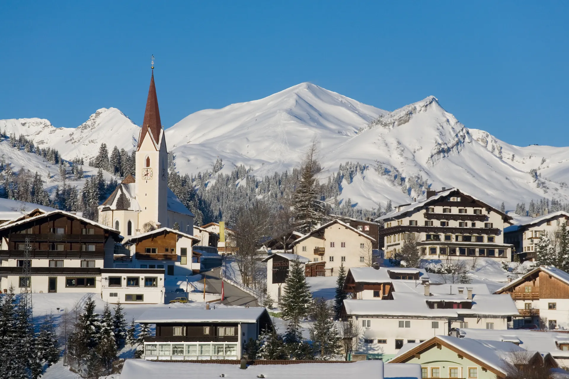 Omgeving van het skidorp Berwang in het skigebied Tiroler Zugspitz Arena