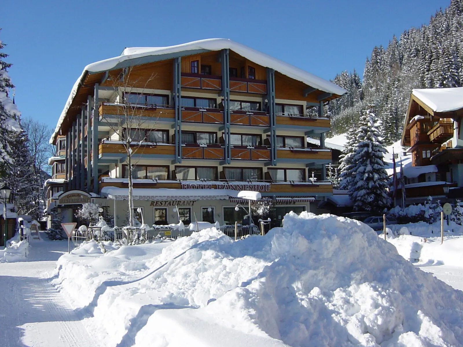 Hotel Hanneshof - Buitenaanzicht