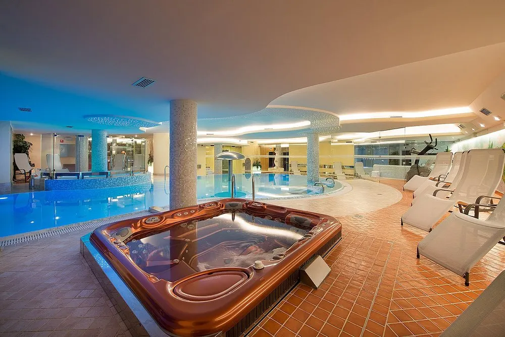 Hotel Baita Montana met Clubformule - binnenzwembad