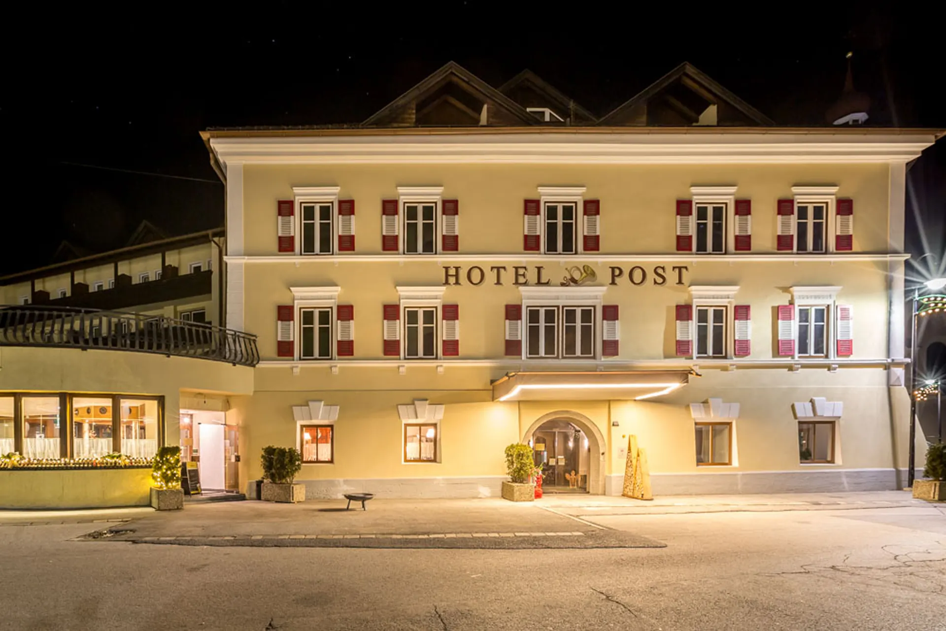 Hotel Post Nassereith - Buitenaanzicht
