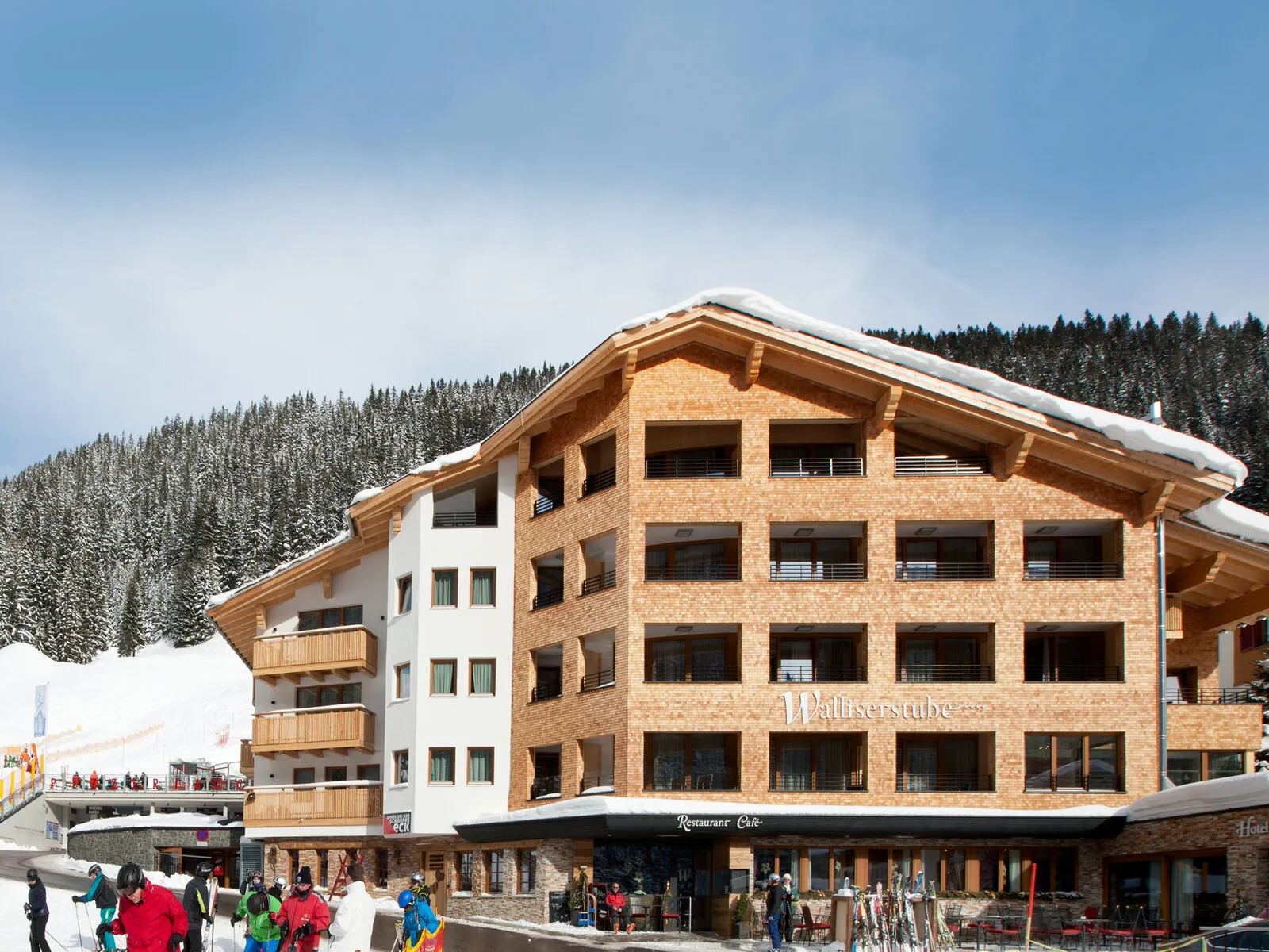 Hotel Walliserstube - Buitenaanzicht