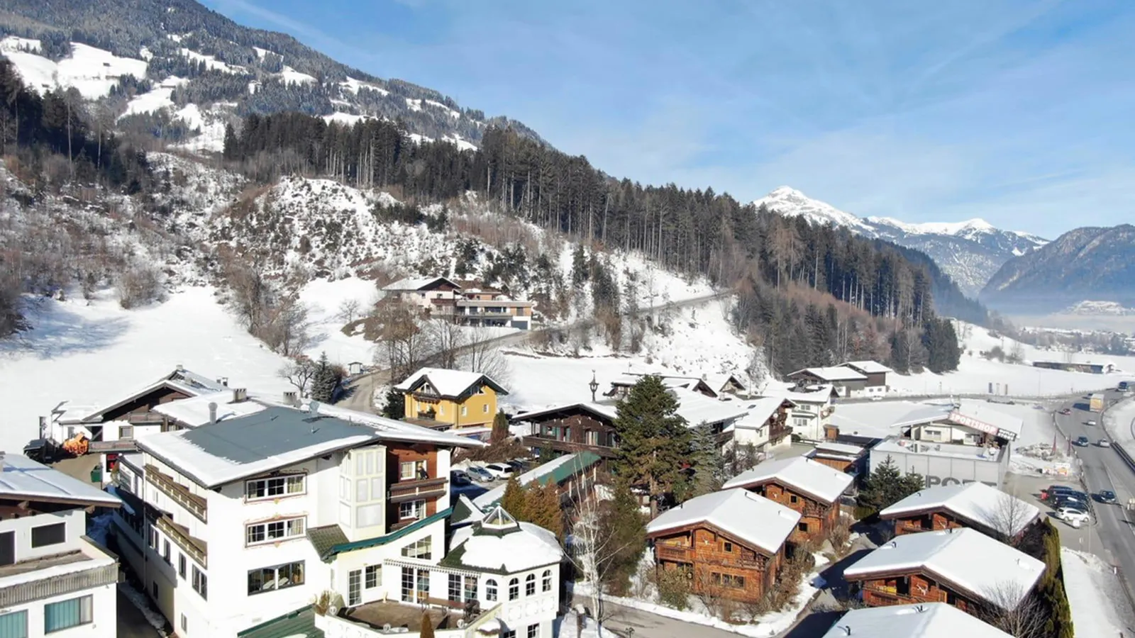 Apart Resort Fügenerhof - Buitenaanzicht
