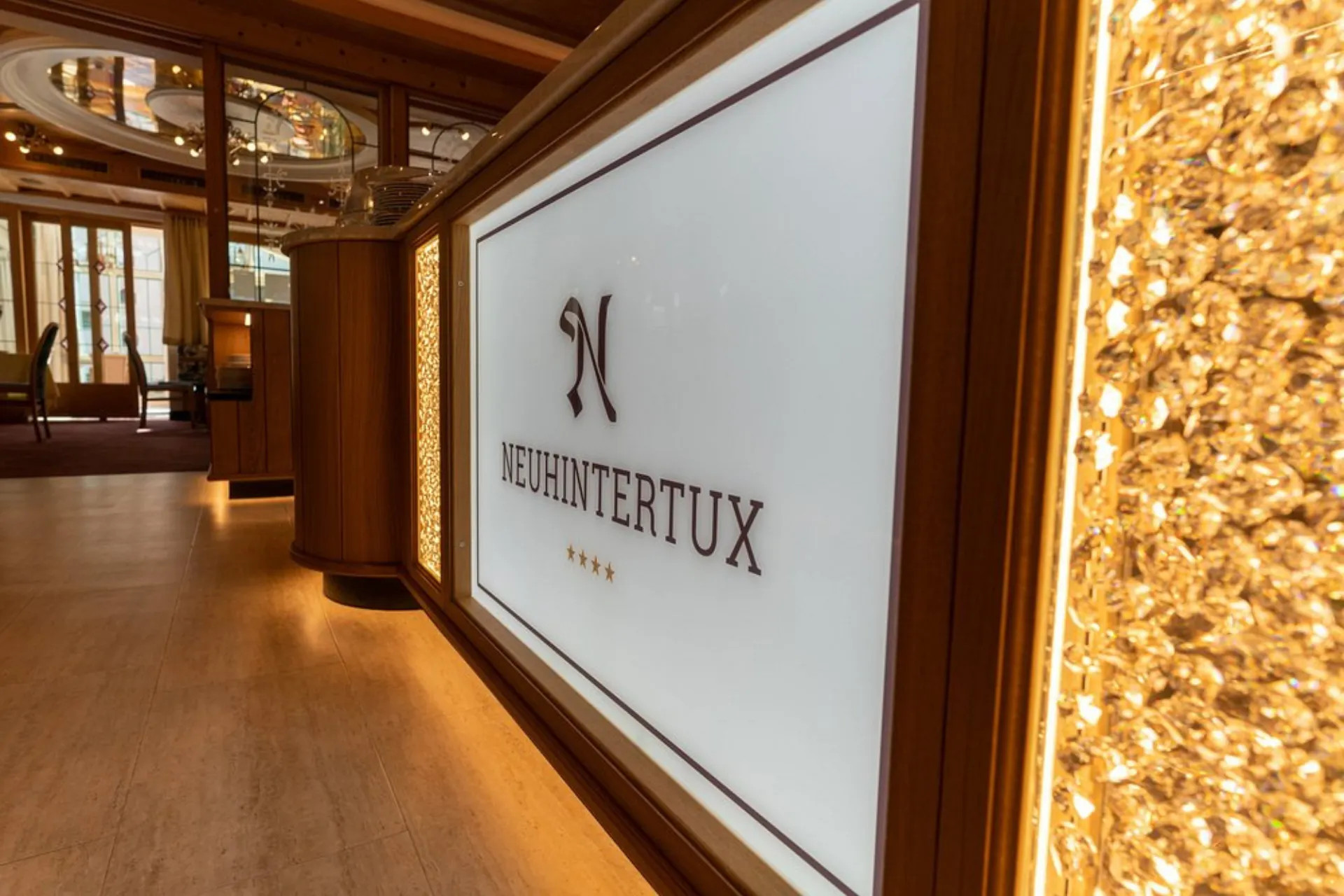 Hotel Neu Hintertux - Receptie - 1