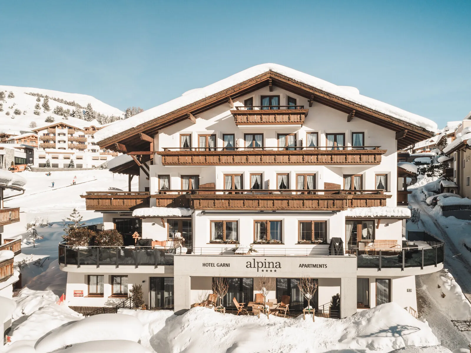 Aparthotel alpina&more - Buitenaanzicht