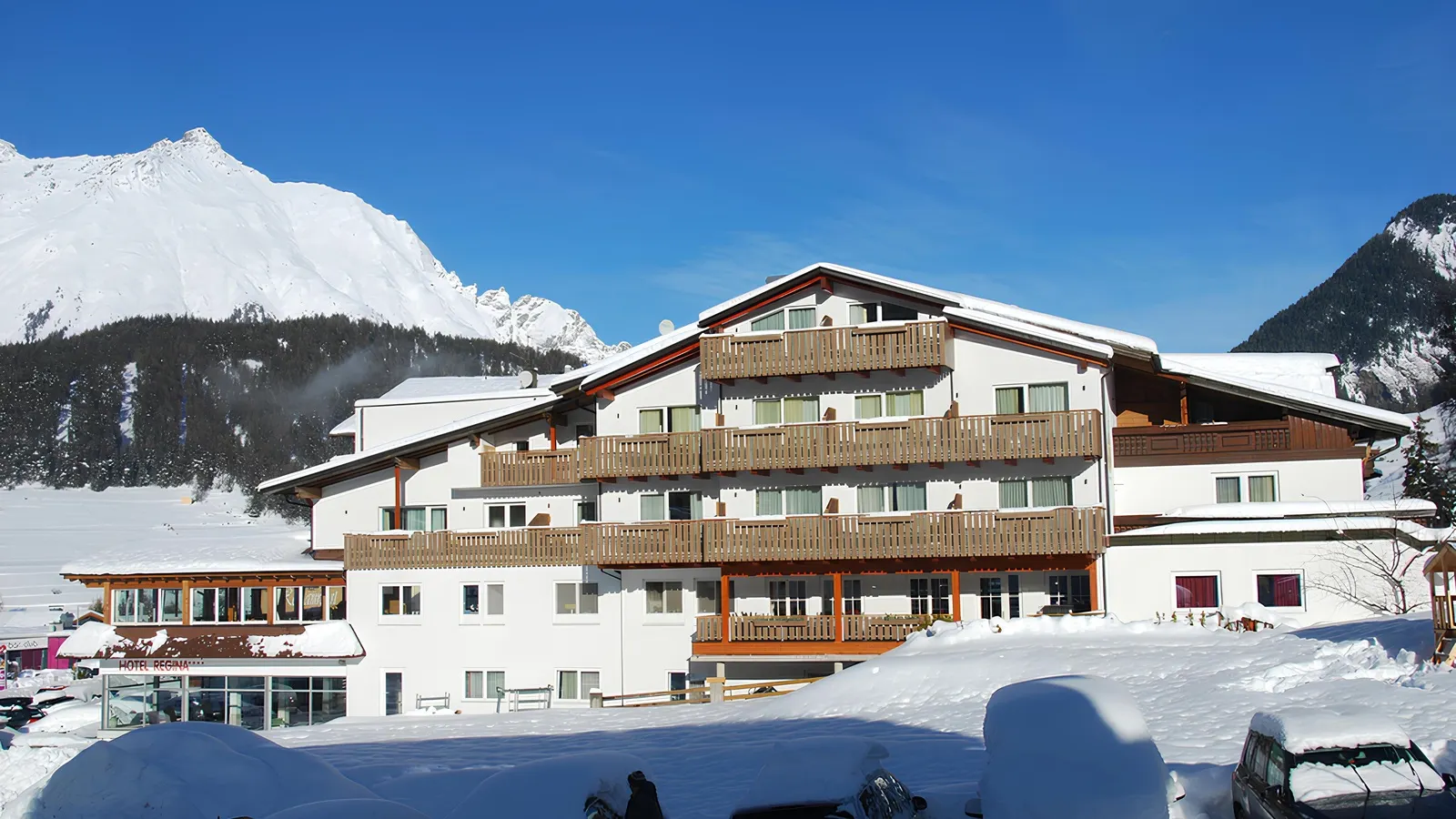 Alpenhotel Regina Nauders - Buitenaanzicht