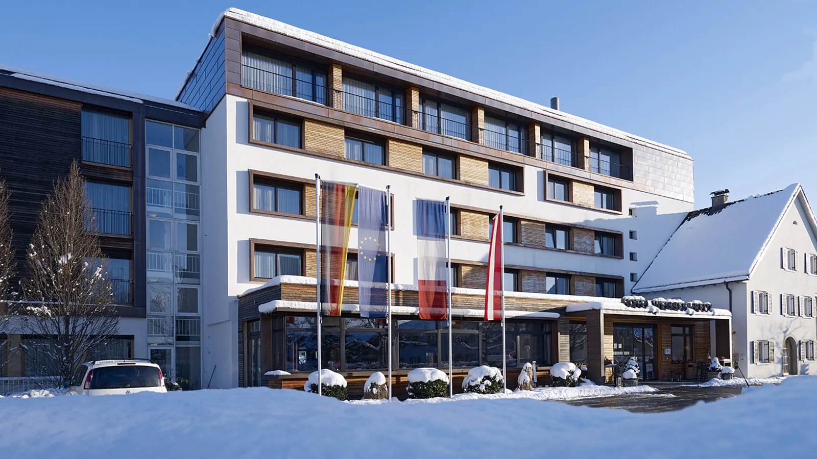 Hotel Weisses Kreuz - Buitenaanzicht