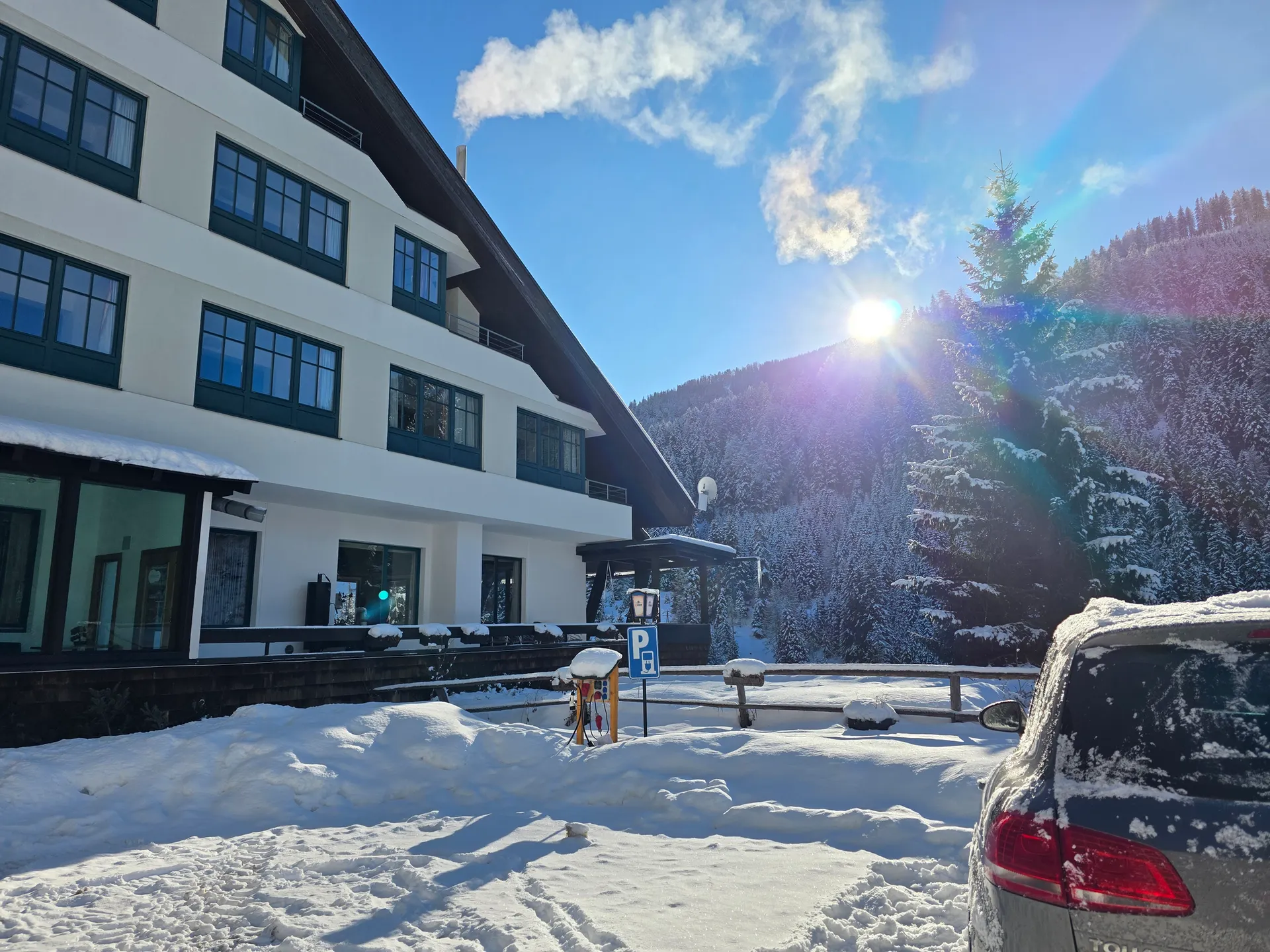 Kinder- und Familienhotel Nockalm - Buitenkant