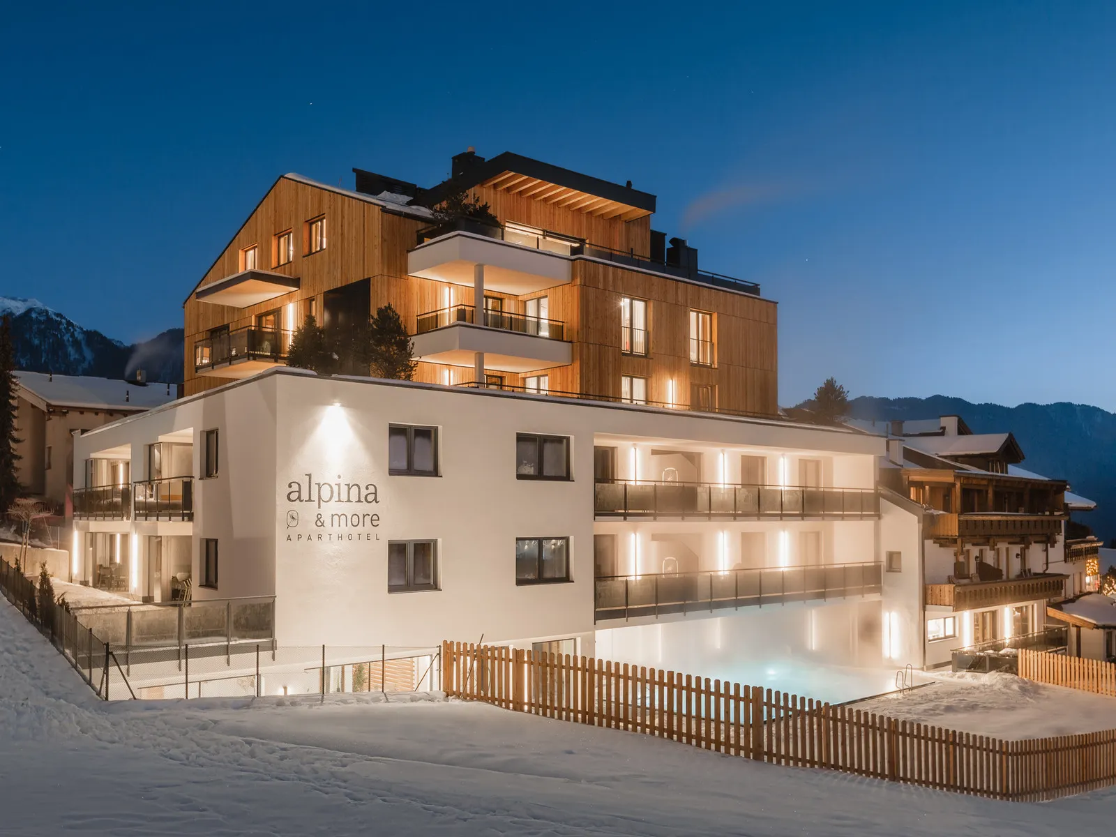 Aparthotel alpina&more - Buitenaanzicht