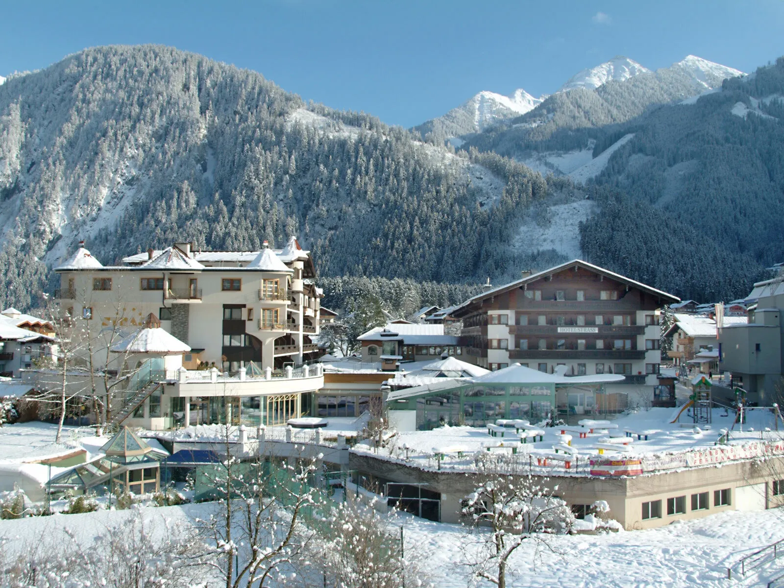 Sport & Spa Hotel Strass - Buitenaanzicht