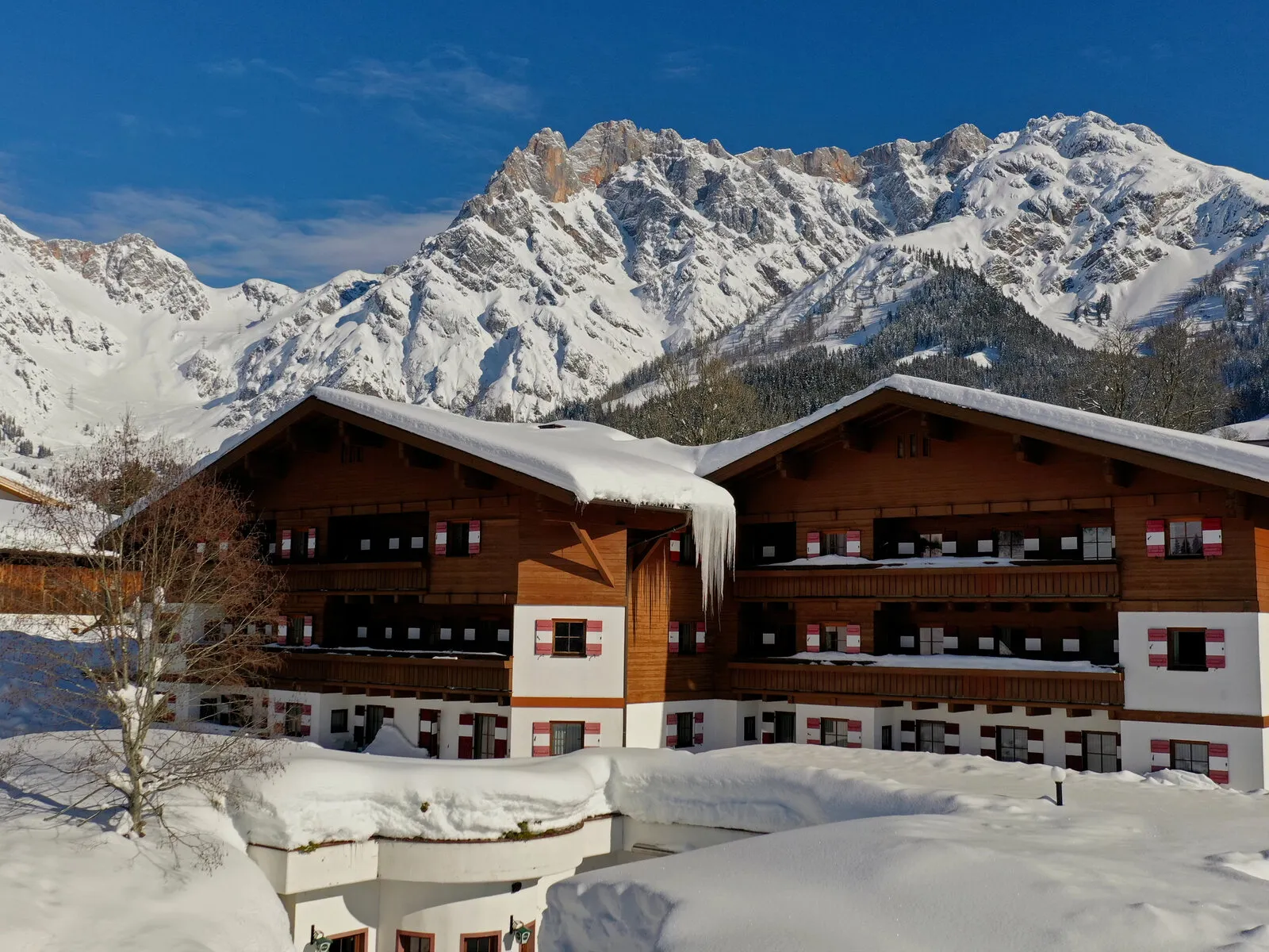 Familien- und Sporthotel Marco Polo Club Alpina - Buitenaanzicht