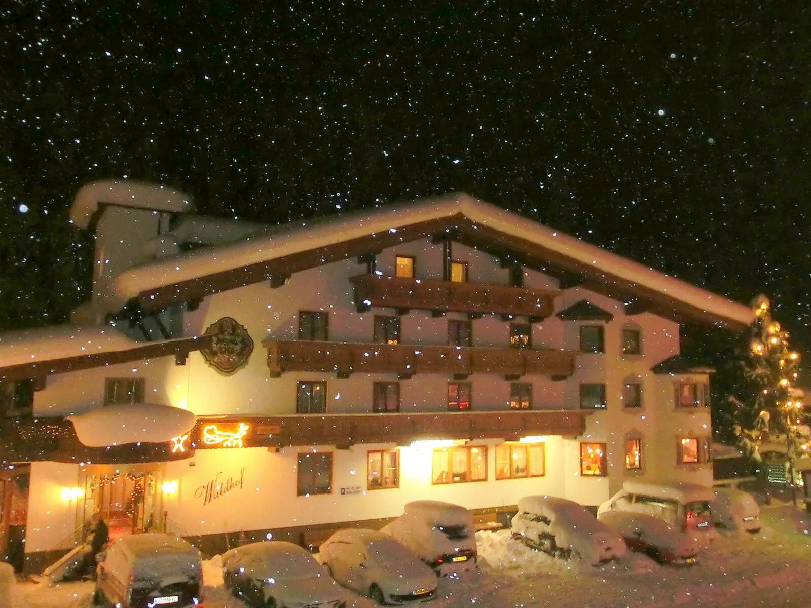 Hotel Pension Waldhof - Buitenaanzicht