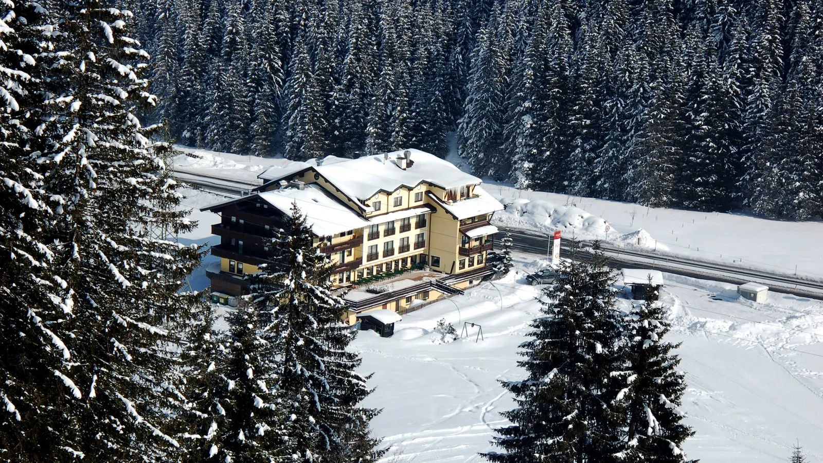 Berghotel Holzer - Buitenaanzicht
