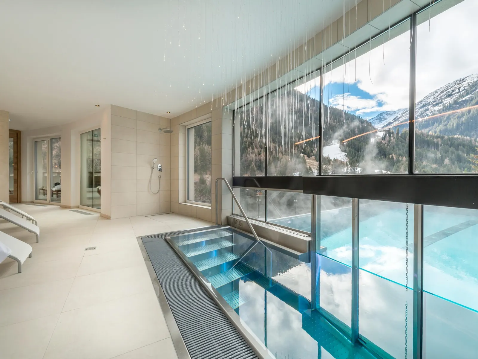 Heart Hotel Grischuna - Spa