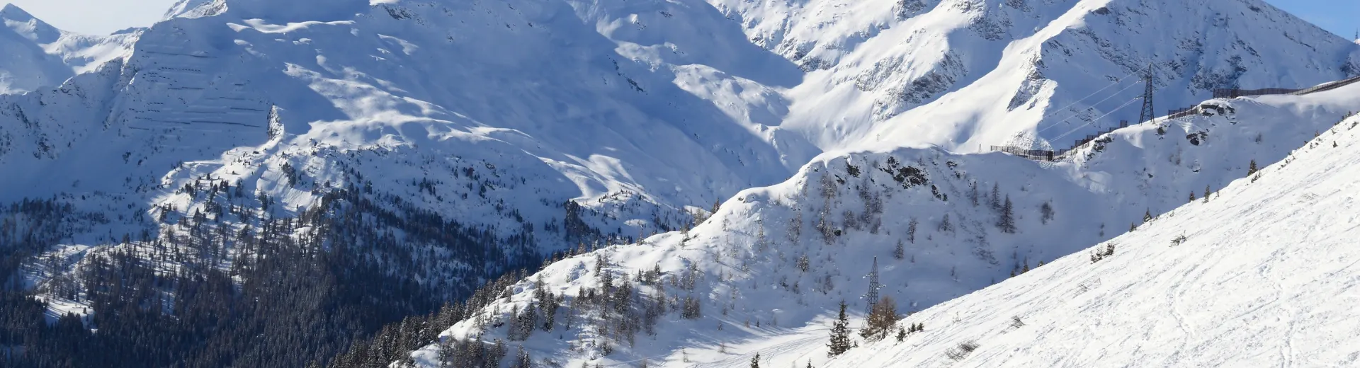 Uitzicht op het skigebied in Bad Gastein