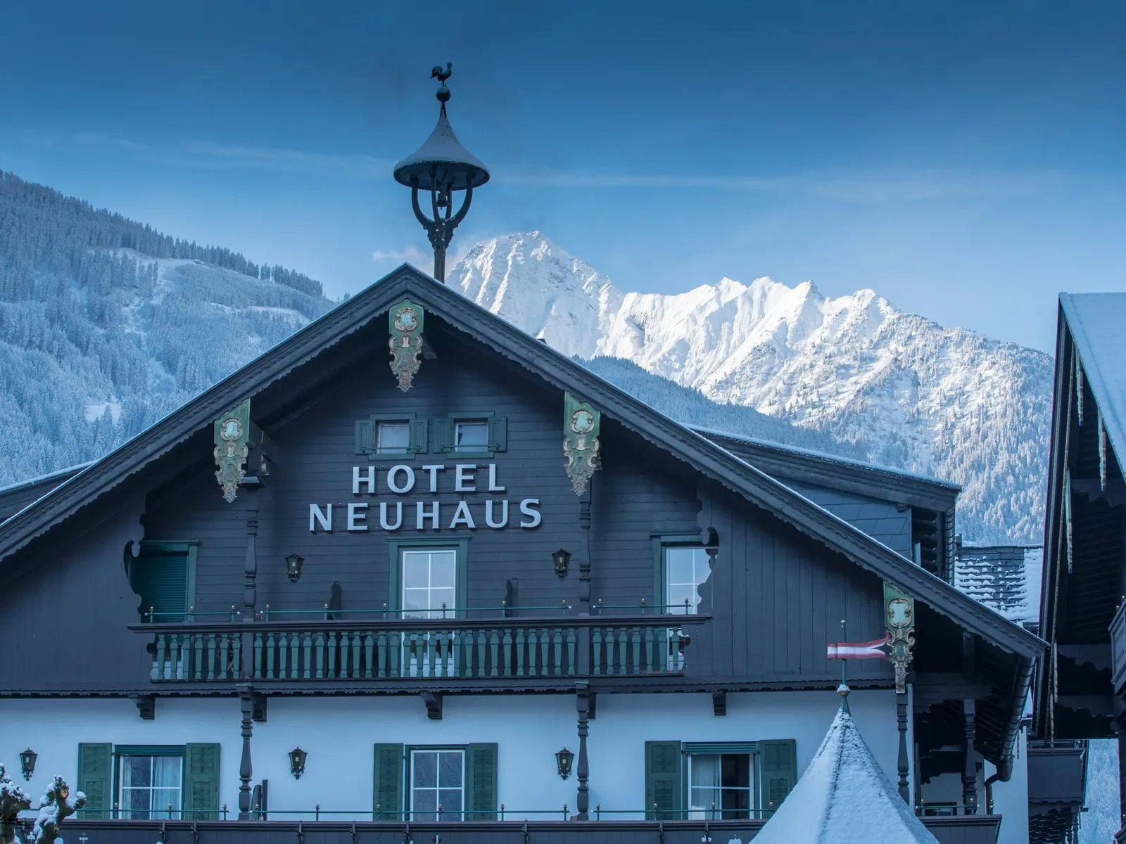 Neuhaus Zillertal Resort - Buitenaanzicht