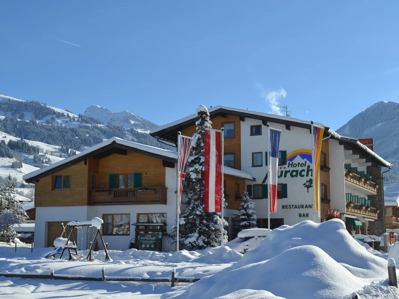 Hotel Aurach - Buitenaanzicht
