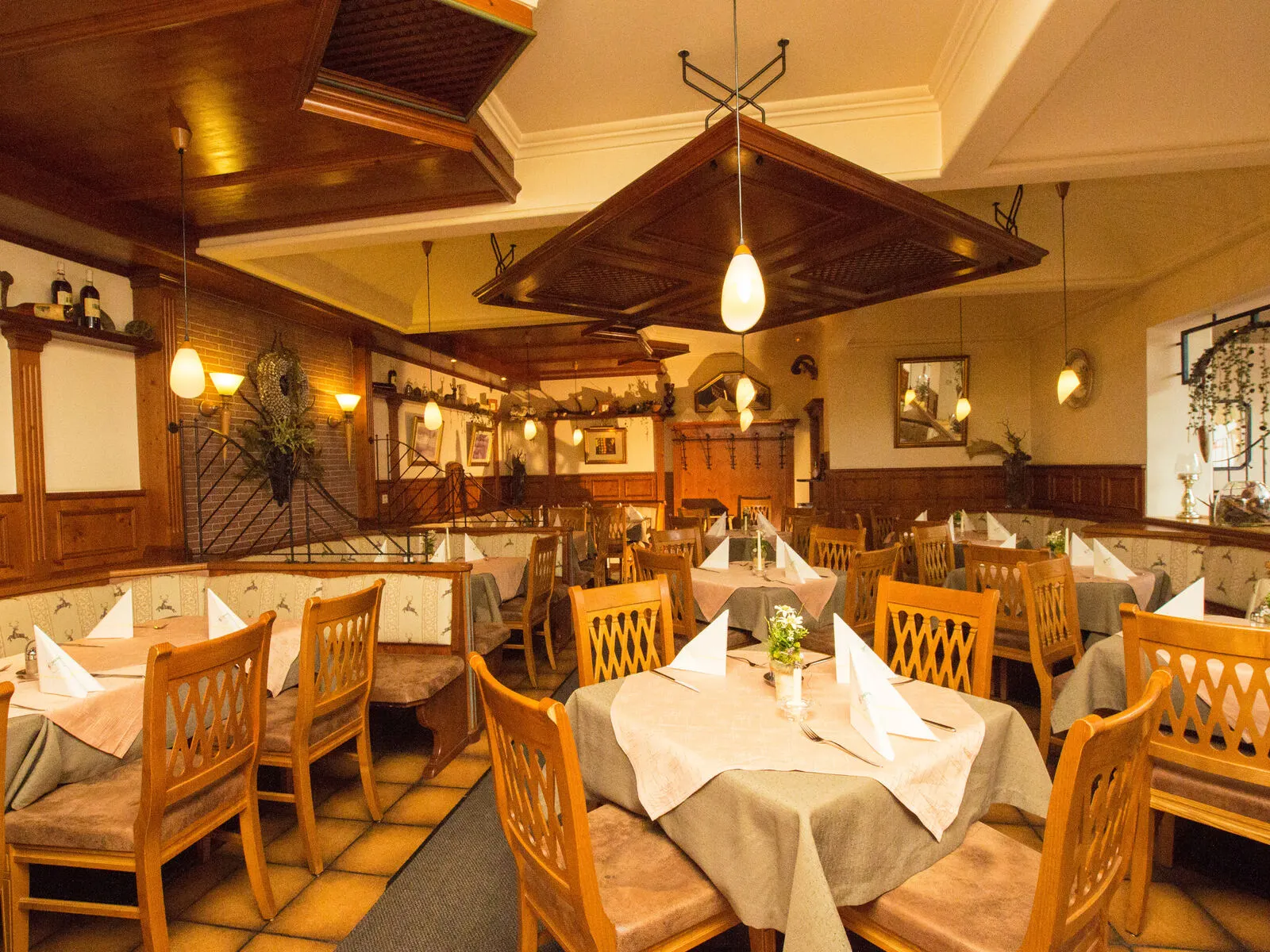 Appartements Jagdhof und Alpenfex - Restaurant