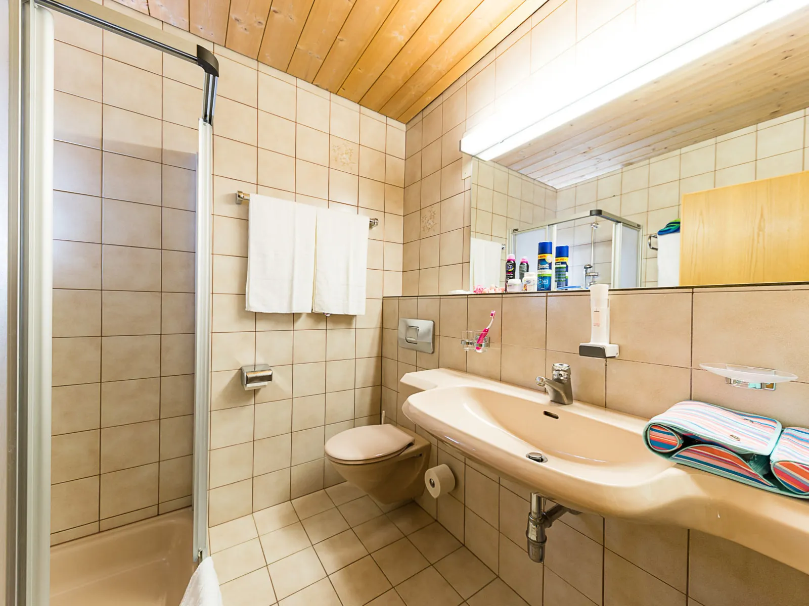 Landgasthof Almerwirt - Kamer