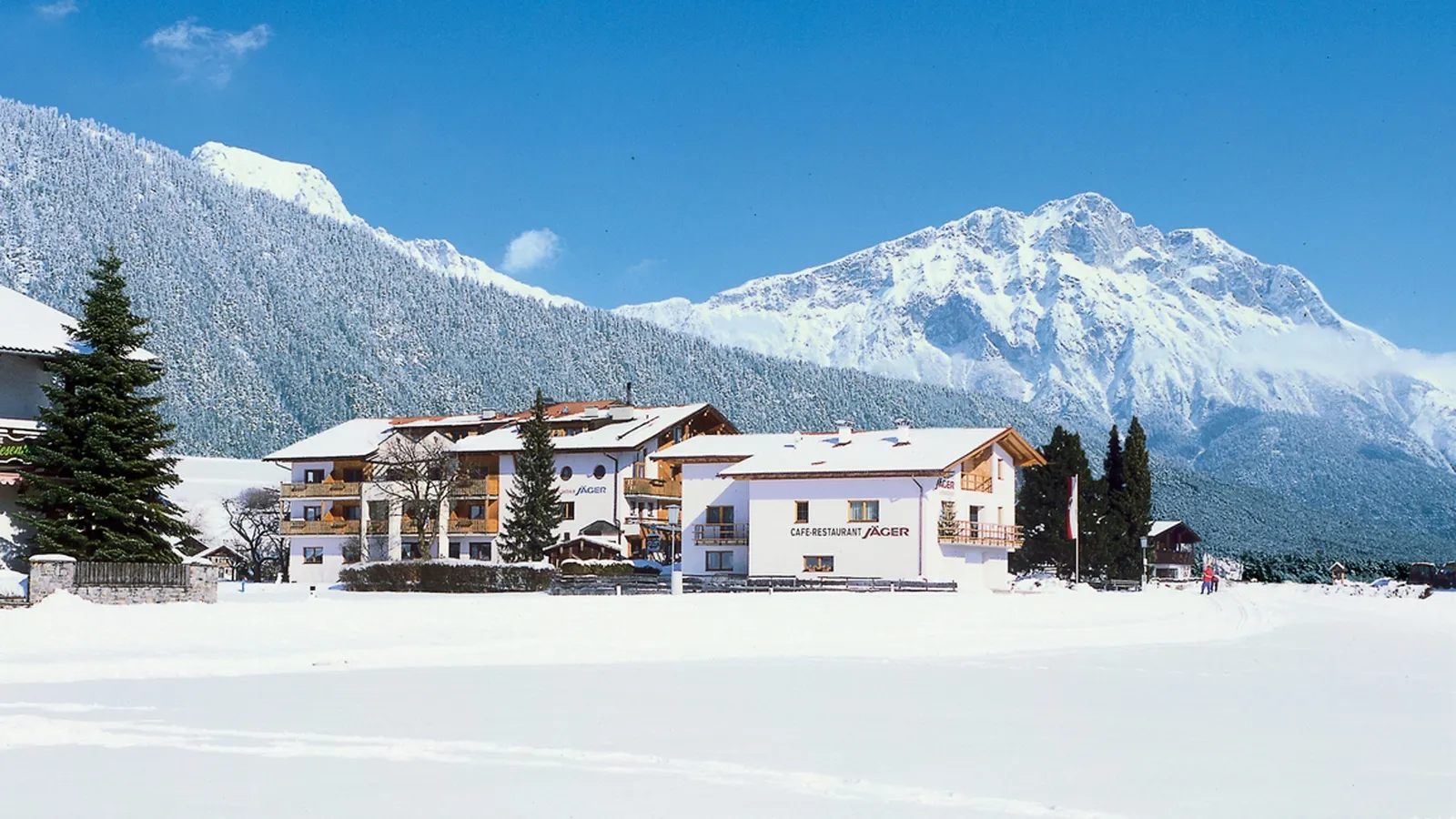 Landhotel Jäger - Buitenaanzicht