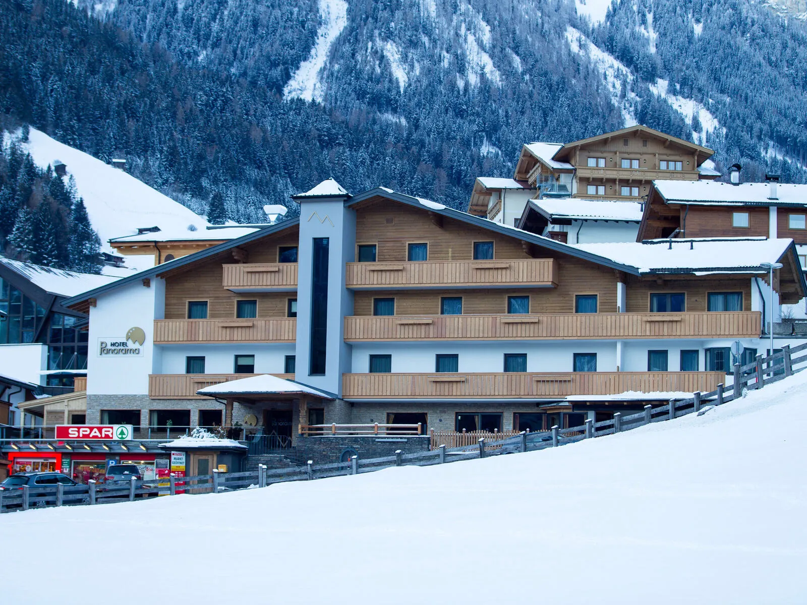 Hotel Panorama - Buitenaanzicht