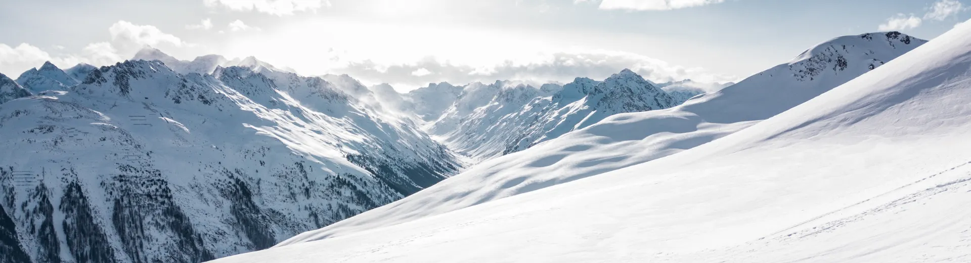 Verse piste in de bergen
