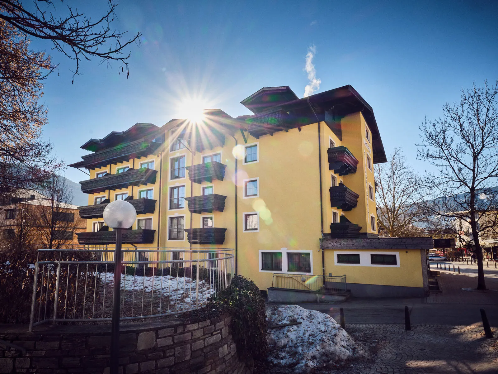 Hotel Pinzgauerhof - Buitenaanzicht