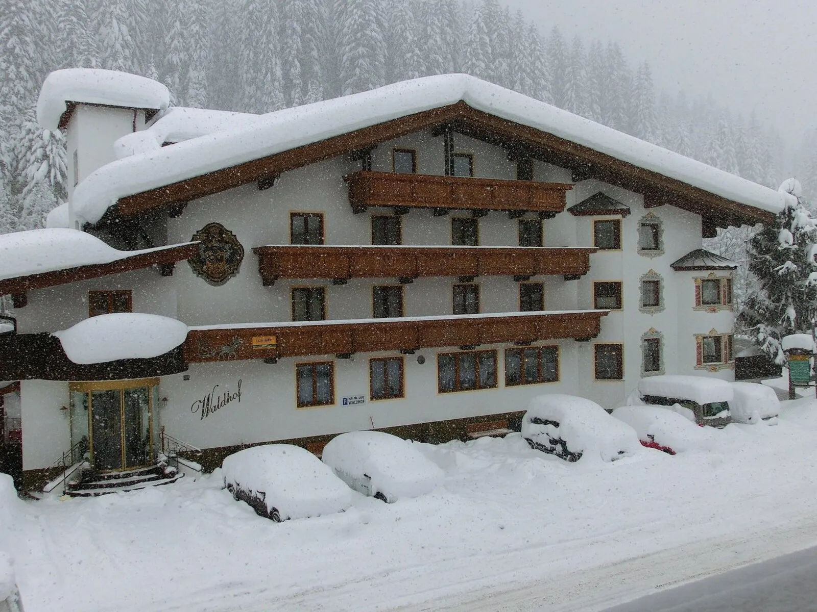 Hotel Pension Waldhof - Buitenaanzicht