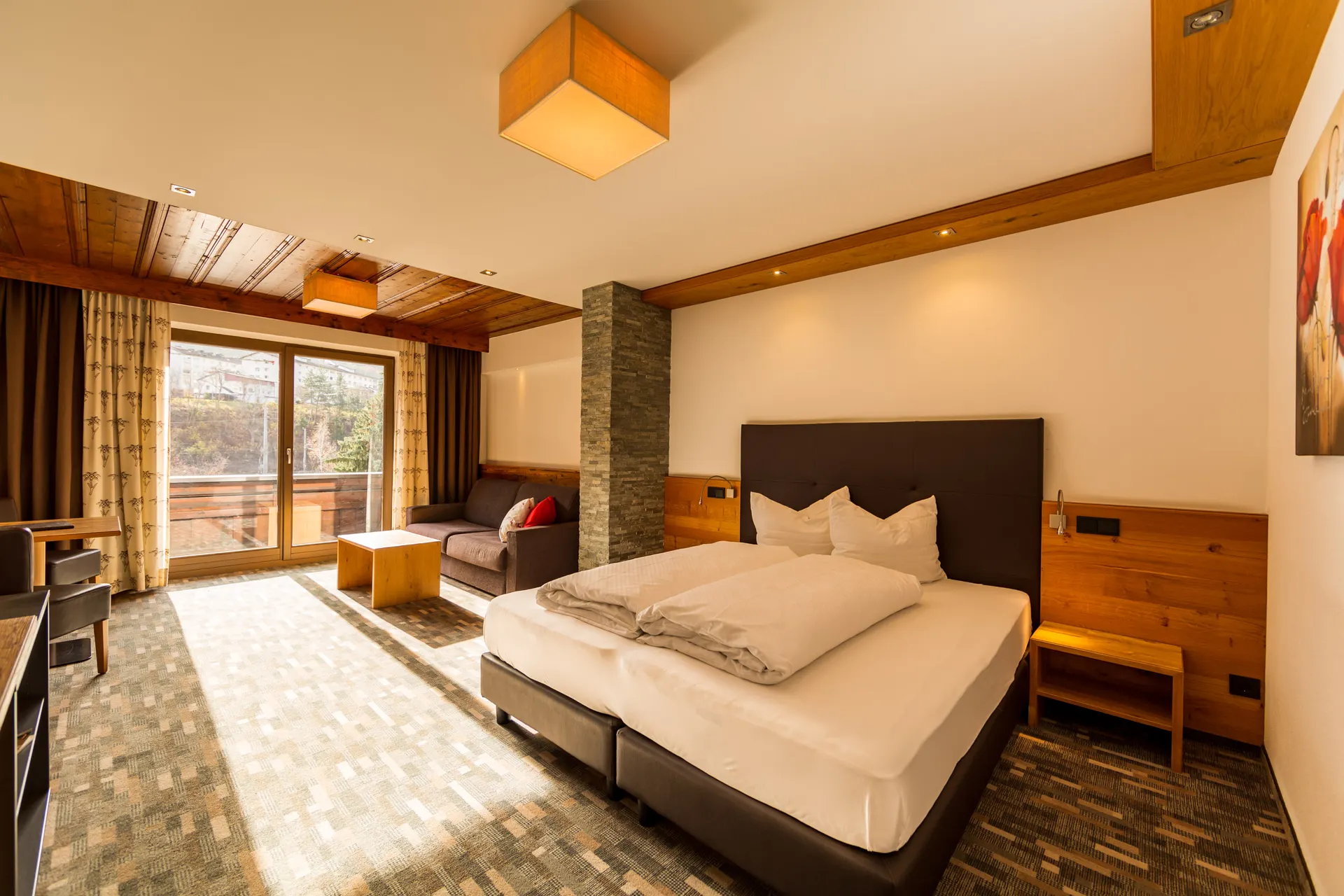Hotel Mozart Landeck - Comfort tweepersoonskamer met 2 extra bedden