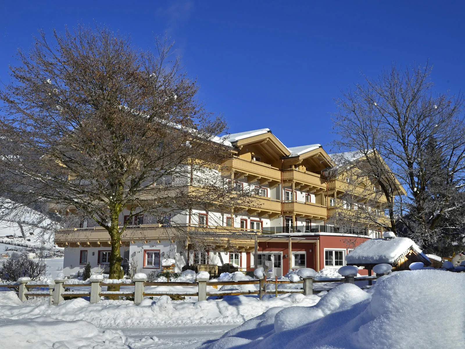 Hotel Grundlhof - Buitenaanzicht