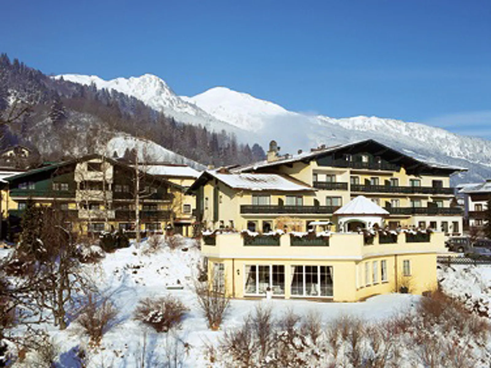 Sonnenhotel Zum Stern - Buitenaanzicht