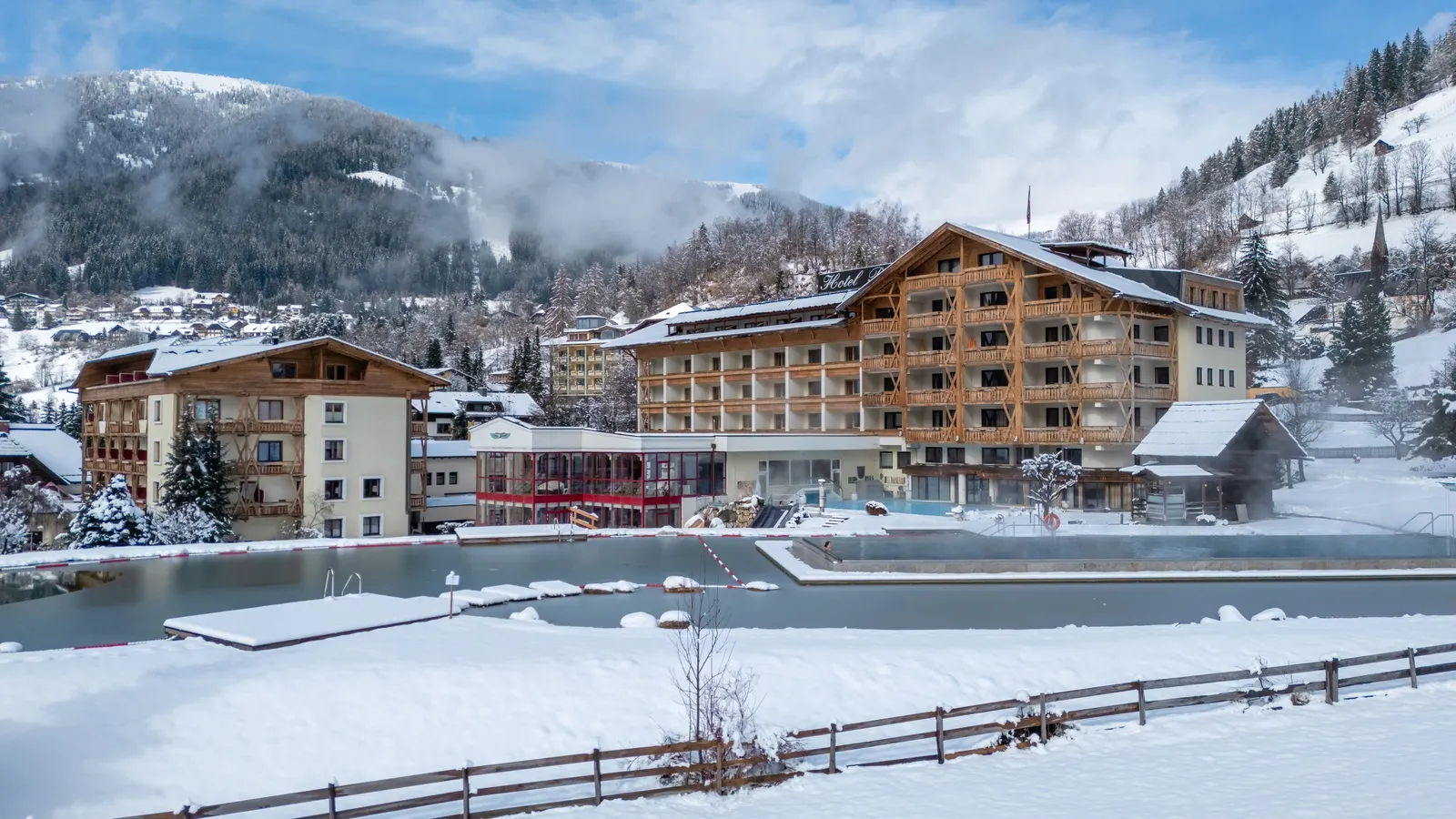 Thermenwelt Hotel Pulverer - Buitenaanzicht