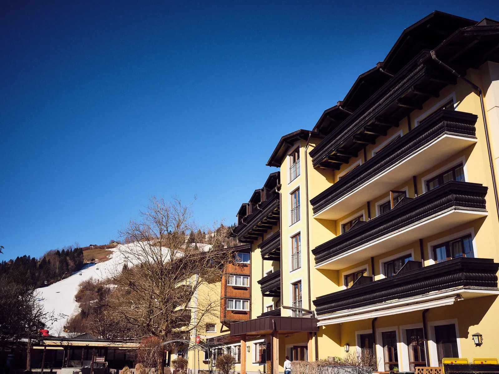 Hotel Pinzgauerhof - Buitenaanzicht
