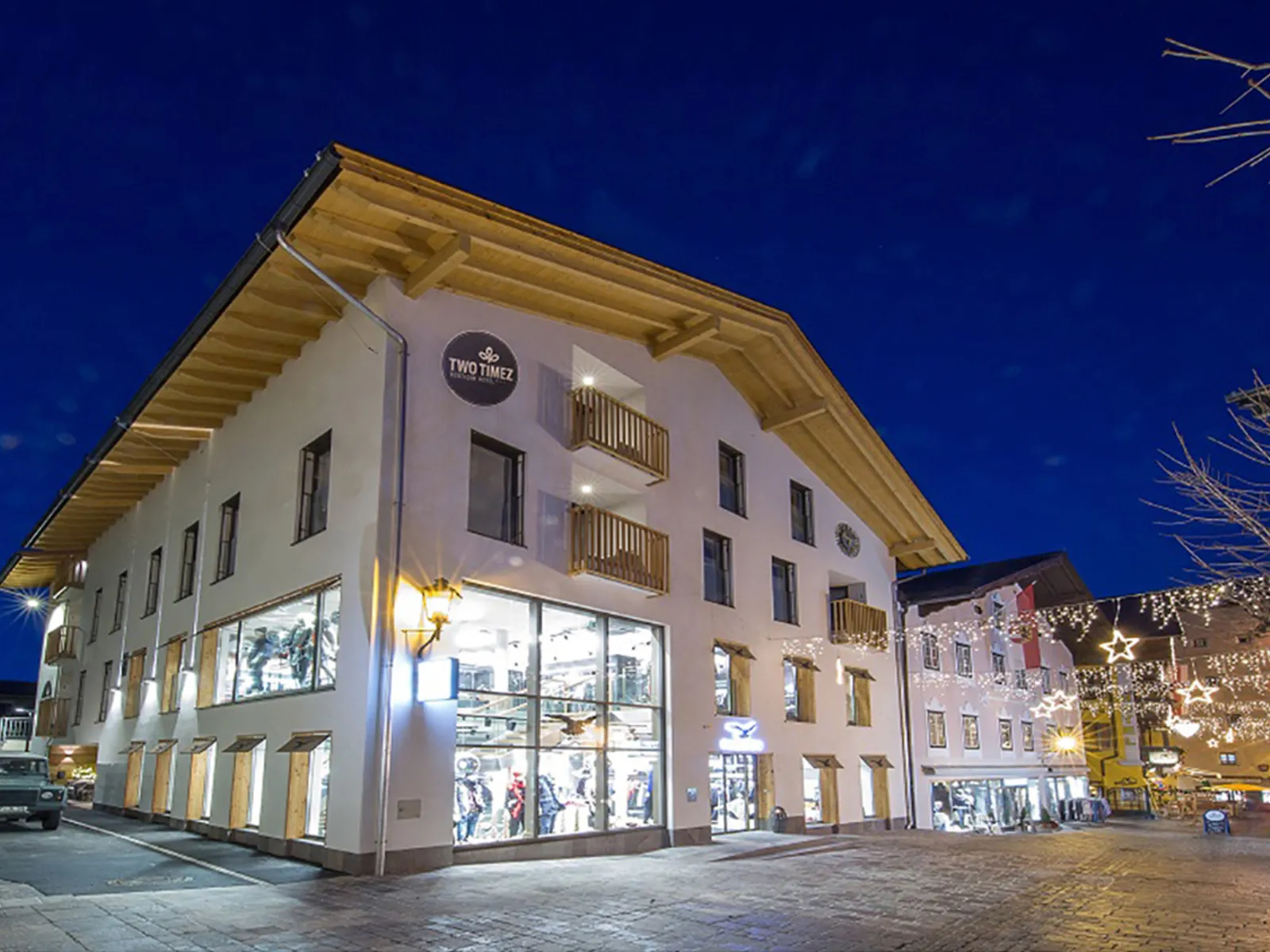 Hotel Two Timez - Buitenaanzicht