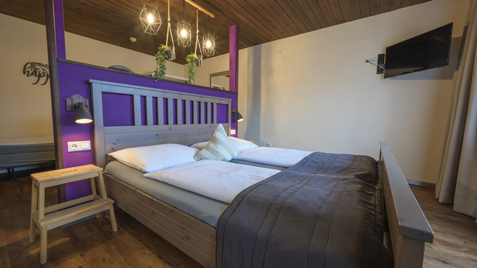 ROJ Rooms Suites - Double with 1 possible extra