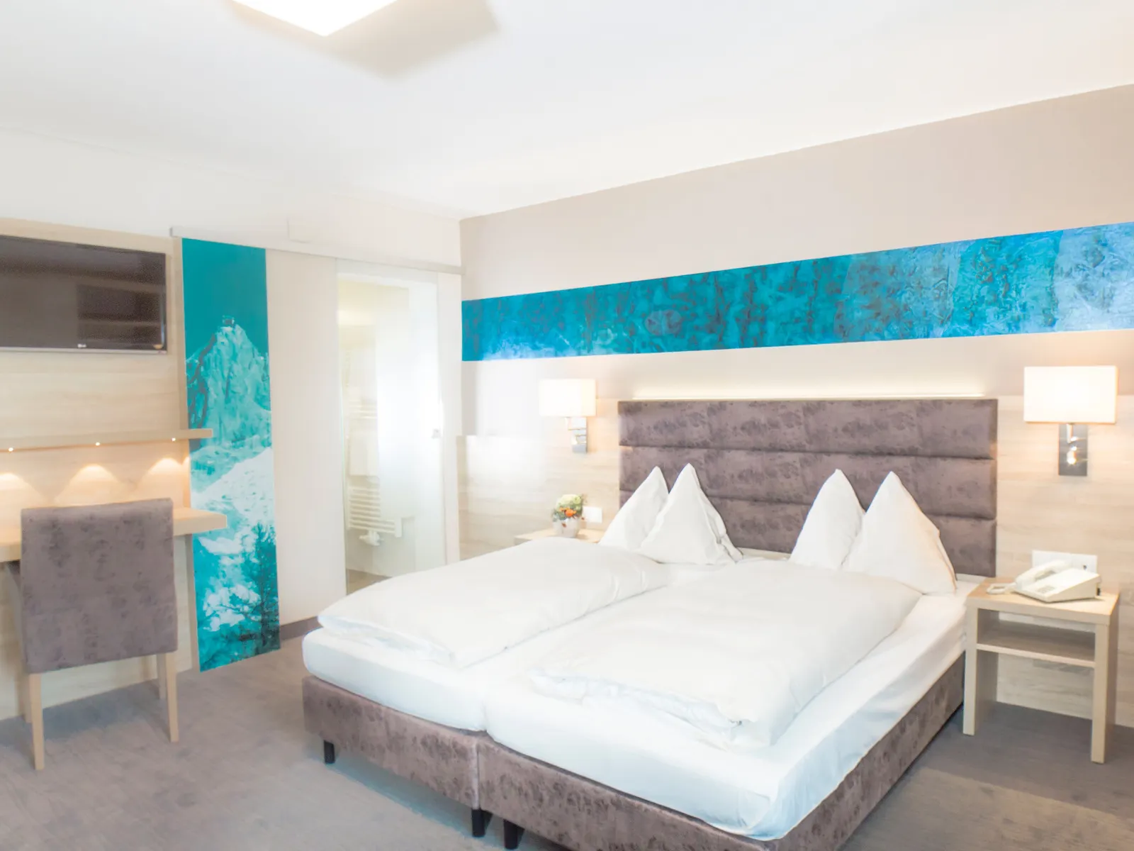 Hotel Neue Post - Kamer