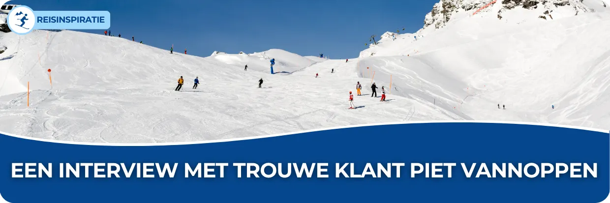 Banner met skiënde mensen van de piste