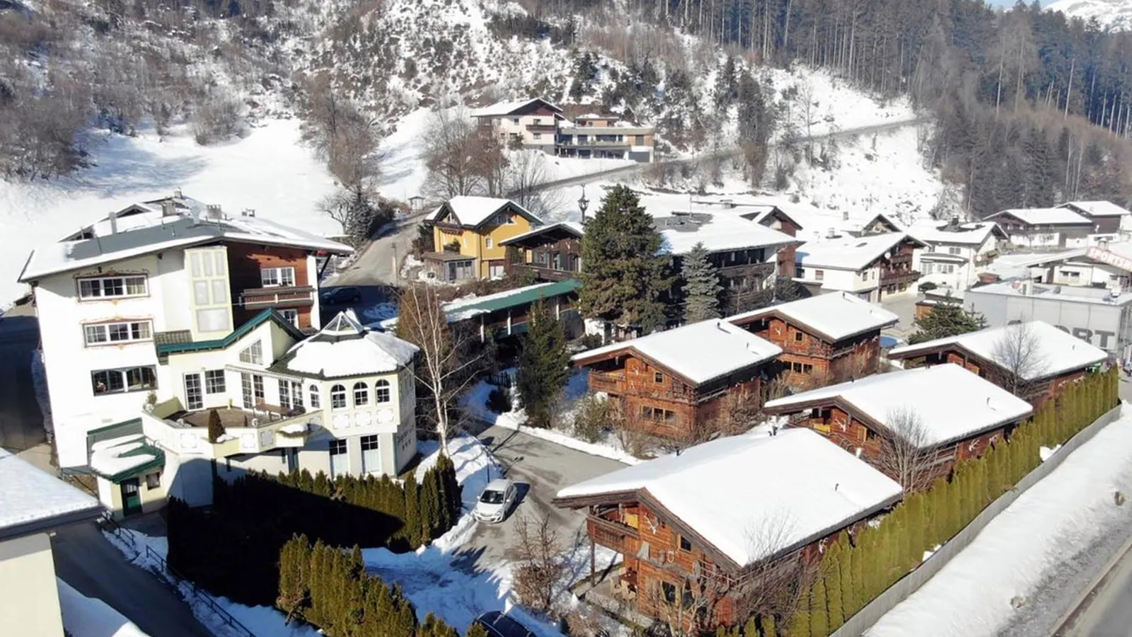 Apart Resort Fügenerhof - Buitenaanzicht