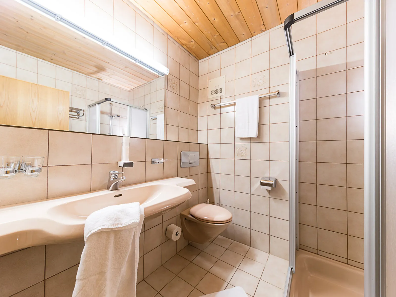 Landgasthof Almerwirt - Kamer