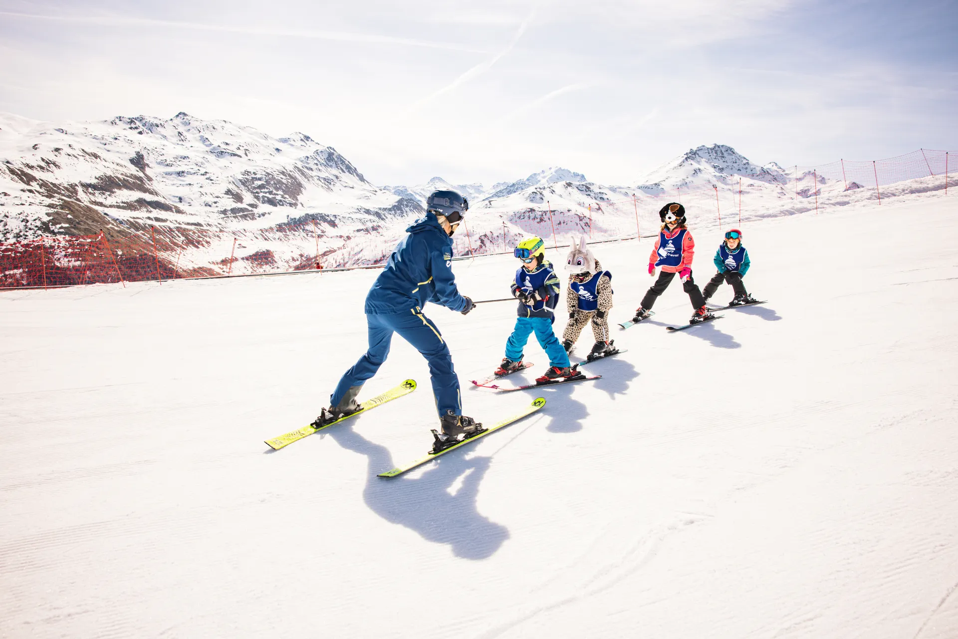 kinderen Snowie op de piste (2)