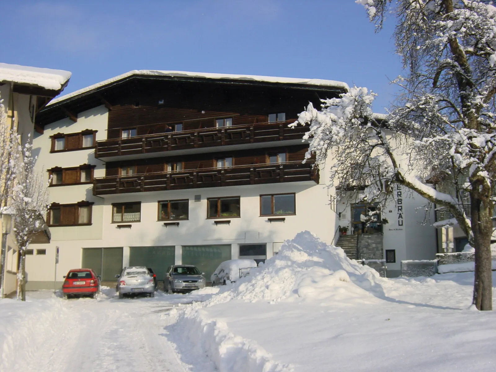Hotel-Pension Unterbräu - Buitenaanzicht