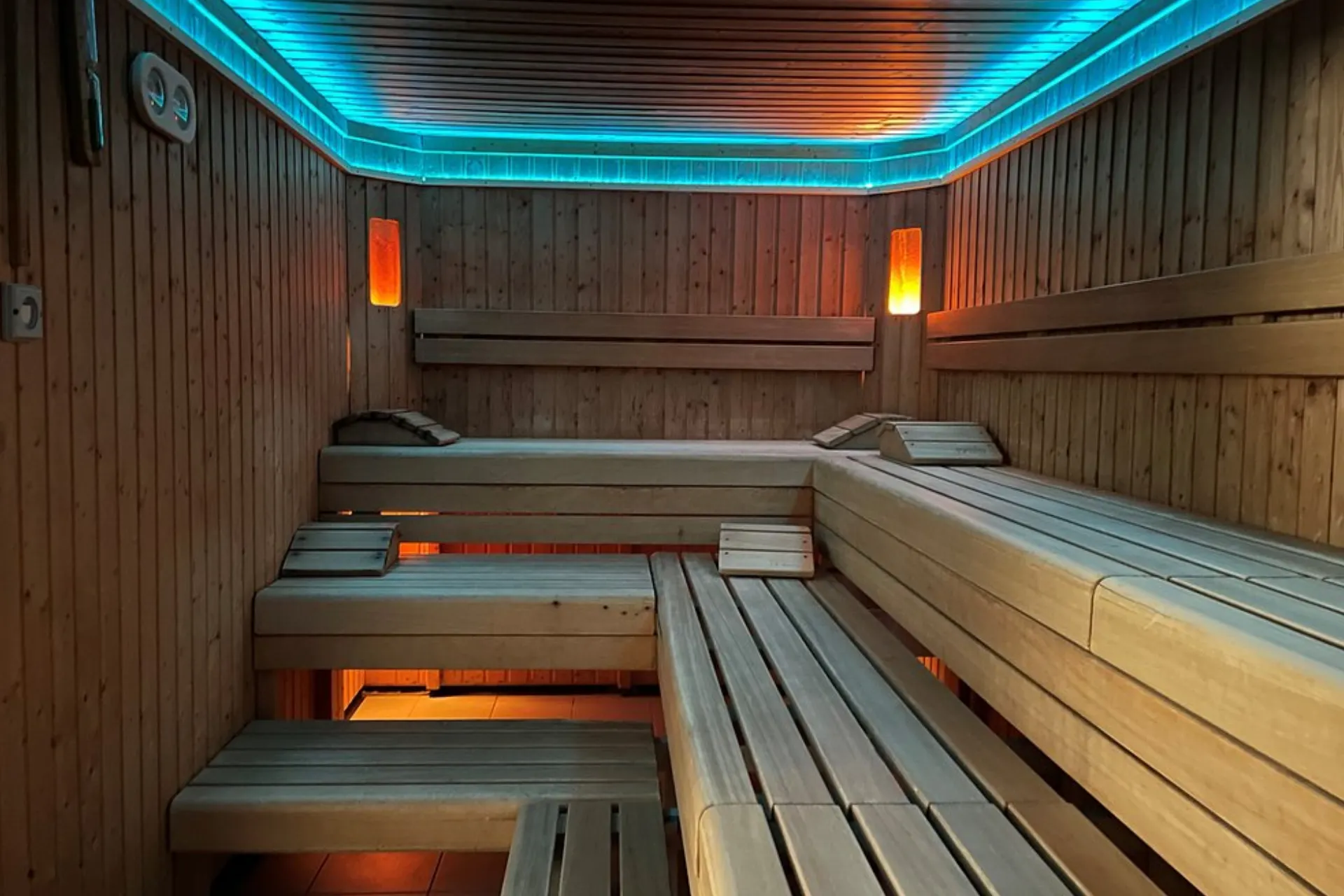 Hit the Sky - Sauna