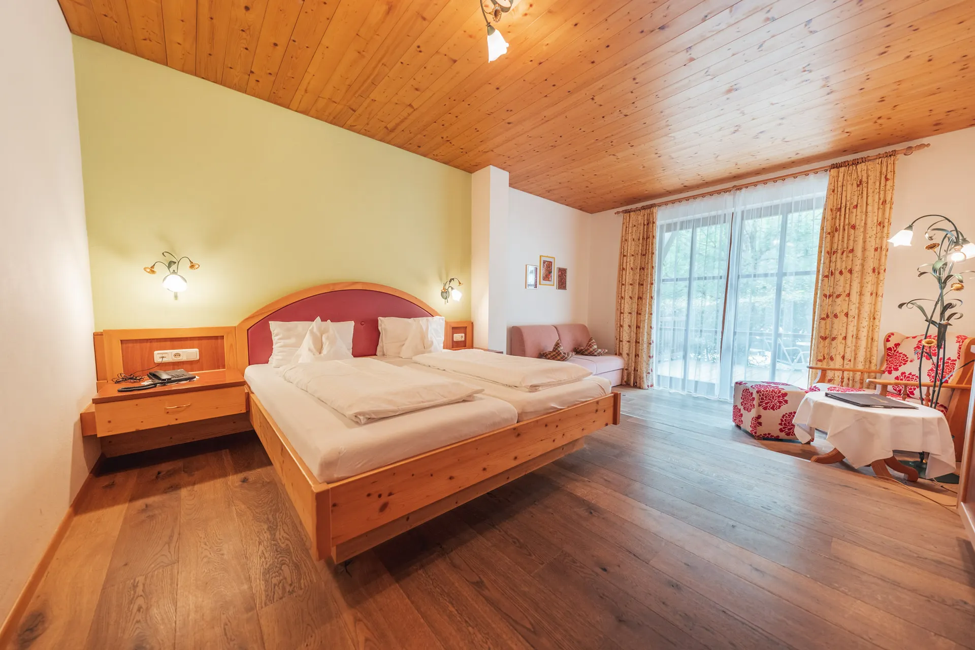 Hotel Krimmlerfälle - Tweepersoonskamer "Almrausch"