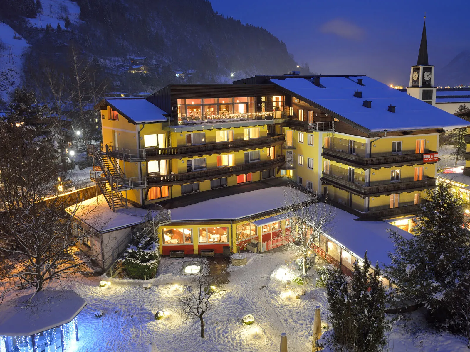 Hotel Der Schütthof - Buitenaanzicht